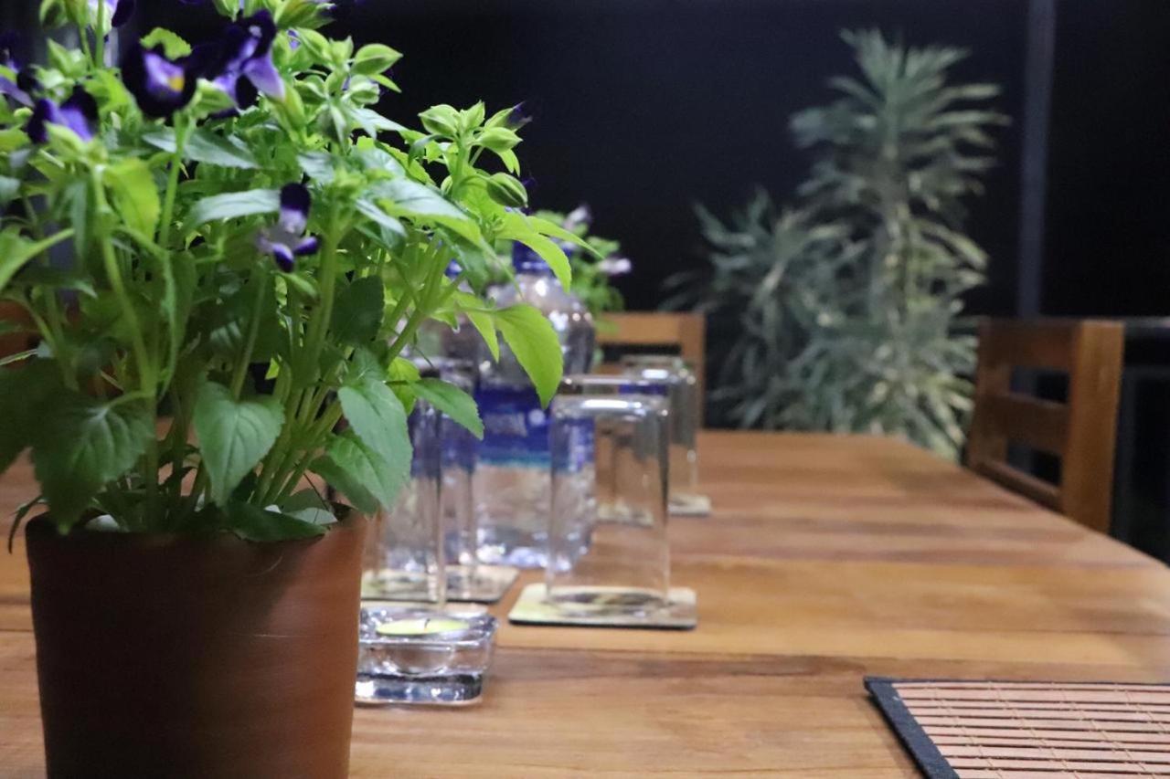 Ryan Residence & Restaurant Negombo Ngoại thất bức ảnh